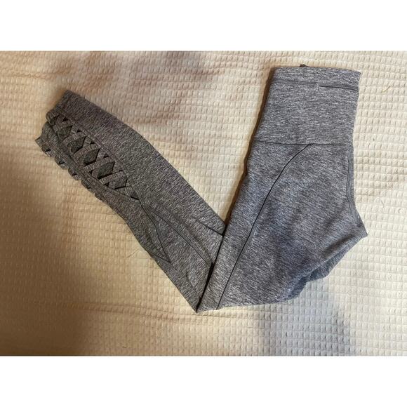 Lululemon Pure Practice High Waisted 4 Way Stretch Heather Gray Leggings Size 2 - Picture 11 of 12